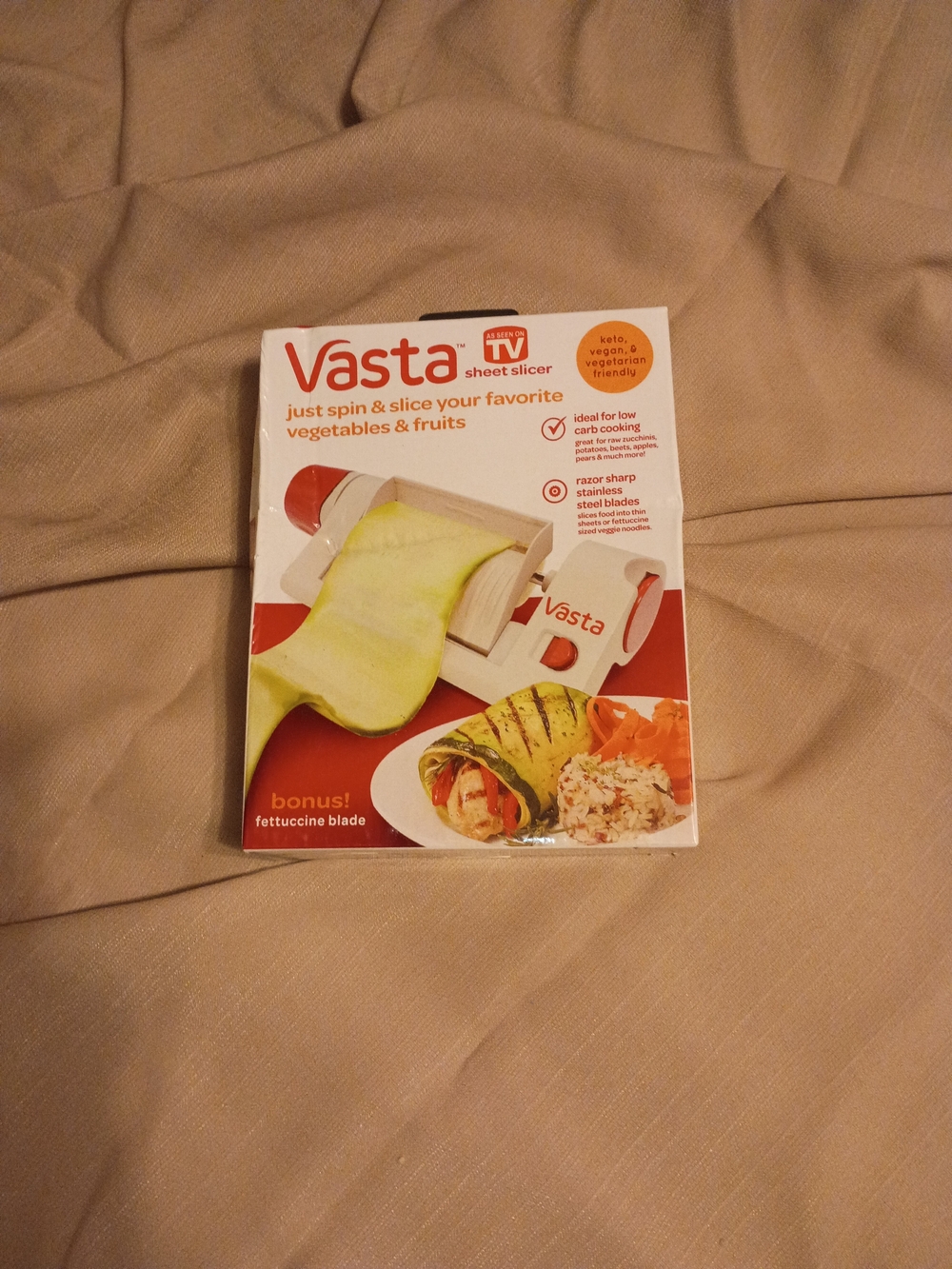 Vasta Vegetable & Fruit Sheet Slicer - White/Red